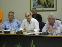 Συνεδριάζει σήμερα η πλειοψηφούσα δημοτική ομάδα της Νάουσας για την επαναφορά της αύξησης του 20% στα τέλη καθαριότητας!